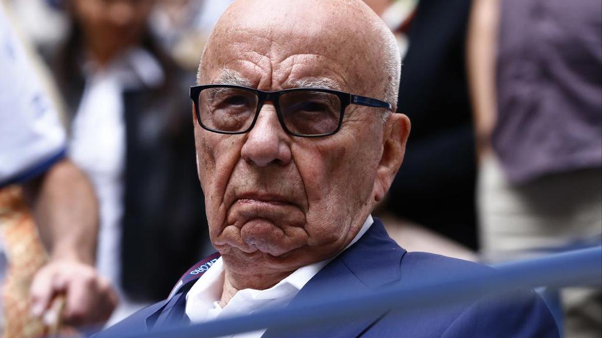 Rupert Murdoch observa un partido de tenis en Nueva York el 10 de septiembre de 2017.