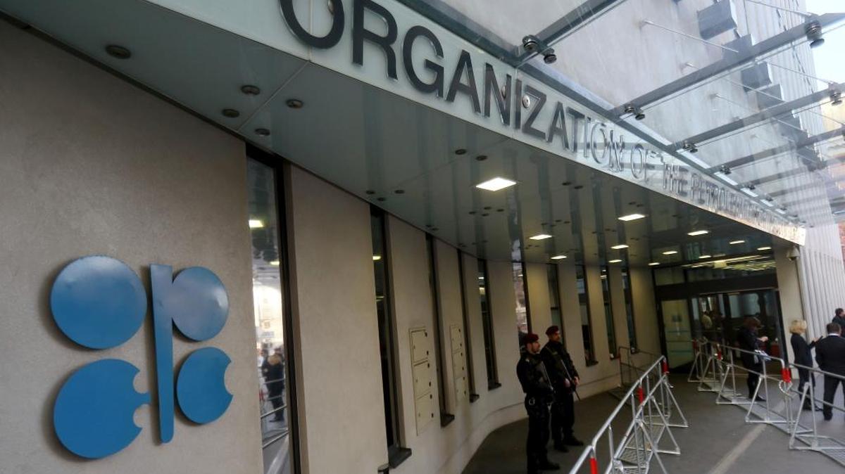 Sede la OPEP en Viena. Esa organización vaticinó el miércoles que los suministros de crudo de sus competidores aumentarán en el 2017.