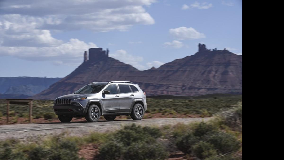 
Para los aventureros y seguidores de Jeep, el Cherokee Trail Rated 4X4 es un verdadero sueño hecho realidad.
