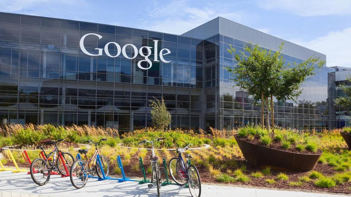Google ha propuesto revisar los resultados de su motor de búsqueda para que sus rivales puedan pujar por espacio para exponer sus productos.