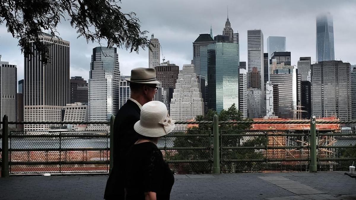 
El fondo de inversiones Citadel alquilará un espacio de oficinas con una superficie de casi 200,000 pies cuadrados en el edificio de lujo 425 Park Ave, situado entre las calles 55 y 56 del centro de Manhattan.
