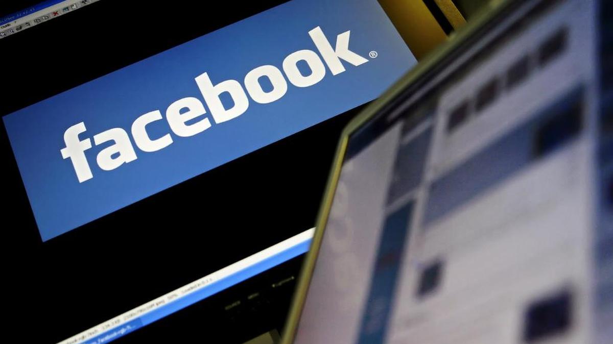 Facebook alcanzó el martes la cifra simbólica de los 2,000 millones de usuarios mensuales activos, anunció la red social.