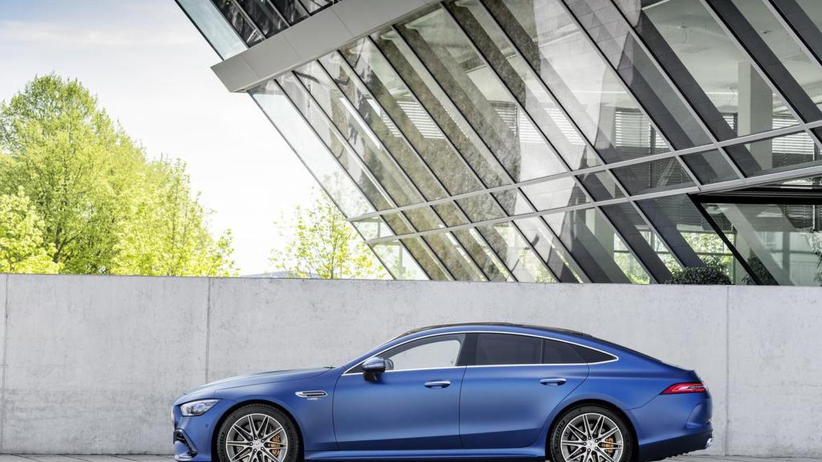 Con un exterior deportivo y su interior lujoso y cargado de llamativos detalles, el llamativos detalles interiores, el Mercedes-AMG GT 53 supera a cualquiera de los mejores,