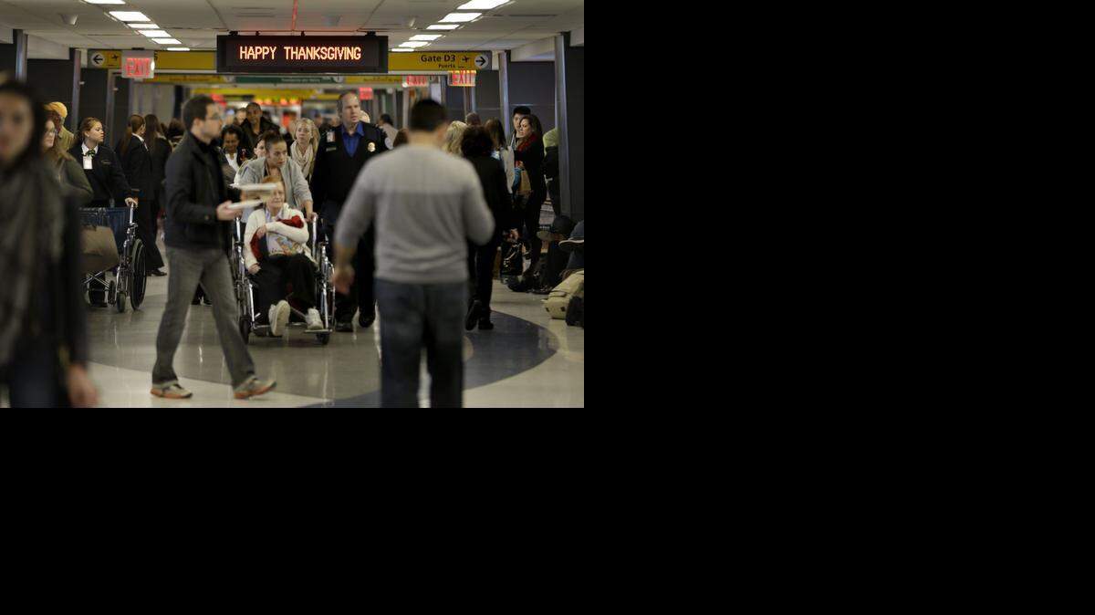 
Un salon del Aeropuerto Intternacional LaGuardia de Nueva York luce repleto en esta foto de archivo.
