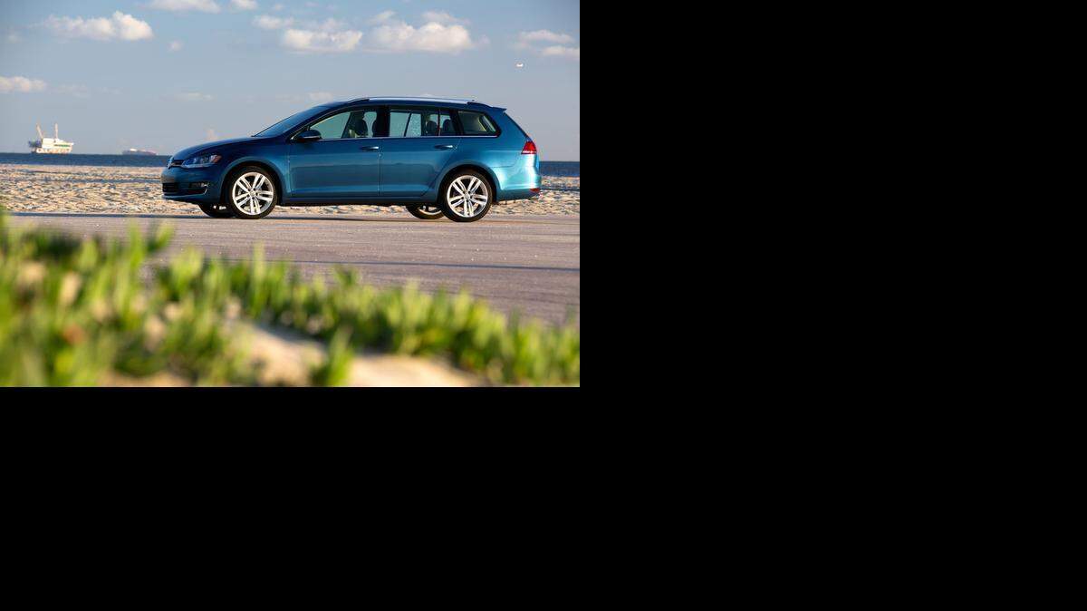 
Con su mezcla única de versatilidad, espacio y bajo consumo, si a usted le sirve un wagon, el Golf SportWagen es una buena opción.
