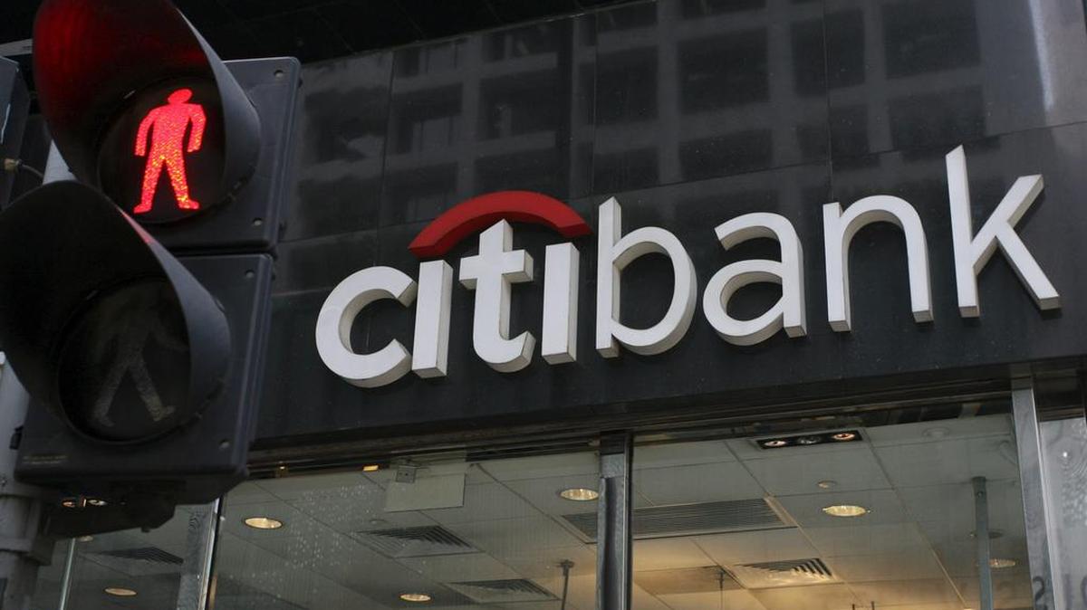 Fotografía de archivo fechada el pasado 18 de noviembre de 2008 que muestra una sucursal del banco Citigroup en Hong Kong, China.