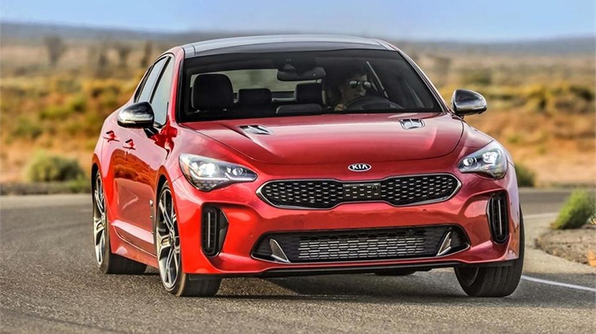 Kia Stinger GT2 RWD del 2018 viene a ocupar un puesto en el difícil segmento donde ya reinan el Audi A7 y el BMW 440i.