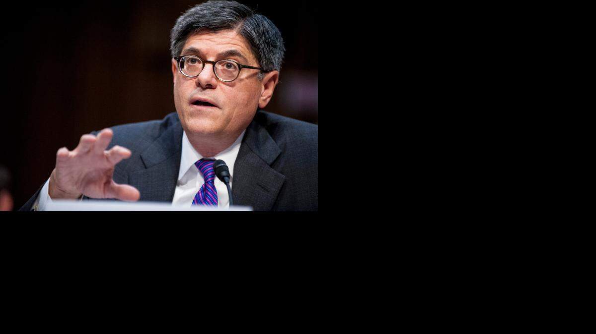 
El secretario del Tesoro, Jack Lew, aseguró que el descenso en los precios del petróleo es como “un recorte de impuestos para la economía”.

