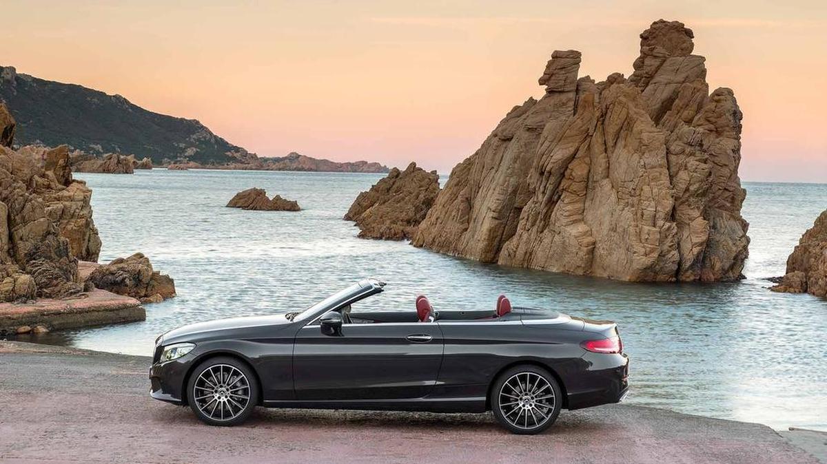 El Mercedes Benz C43 AMG Cabriolet es deportivo, distinguido y un regalo a la vista y el buen gusto.