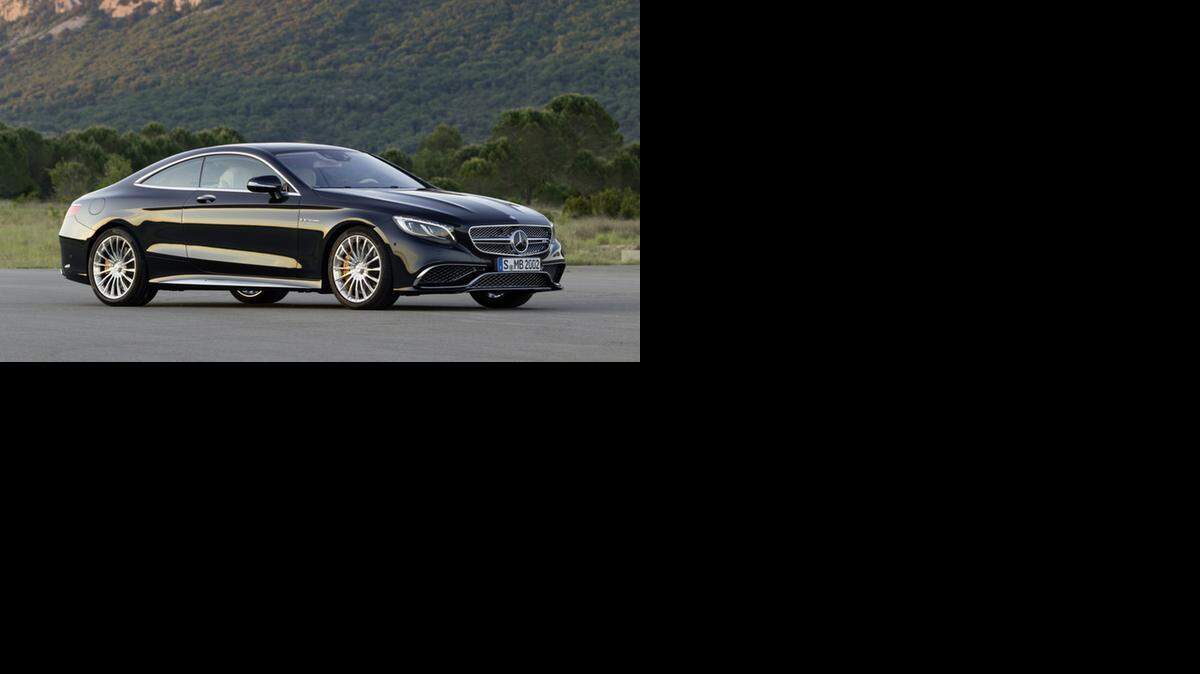 
El coupe de Mercedes-Benz Clase S S65 marca la diferencia entre su sector.
