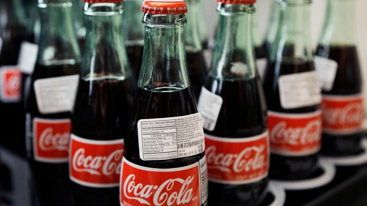 El grupo Coca-Cola anunció el martes un incremento del 4% en sus beneficios netos del año pasado respecto a los de 2014, hasta alcanzar los $7,351 millones.