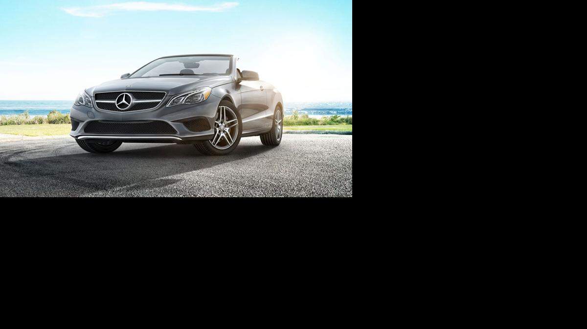 
Elegante y llamativo, el Mercedes Benz E400 es el deportivo de lujo para los que gusten de la clase y la seguridad.
