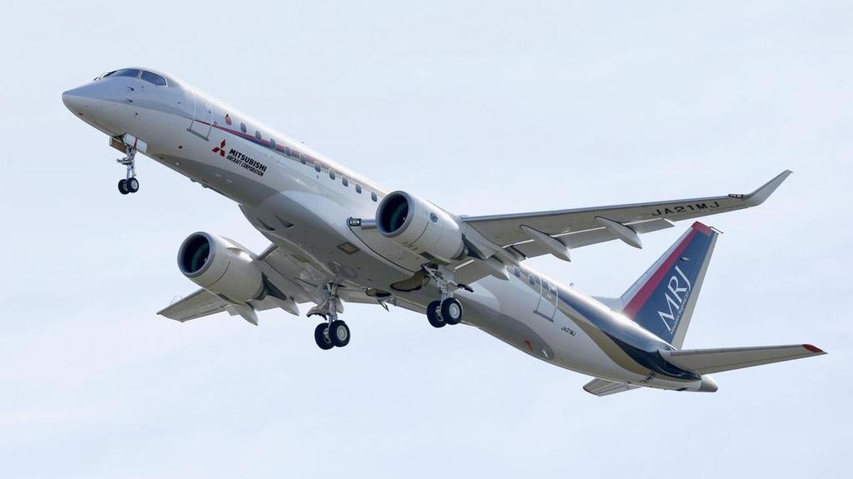 El avión MRj de Mitsubishi en su vielo de prueba el miércoles.