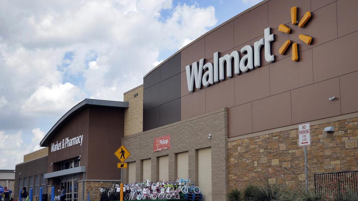 Walmart reafirmó además sus previsiones para el conjunto del año fiscal 2018, que espera cerrar con un beneficio neto por acción de entre $4.18 y $4.28 y para el ejercicio 2019 espera aumentar esas ganancias en un 5 %.