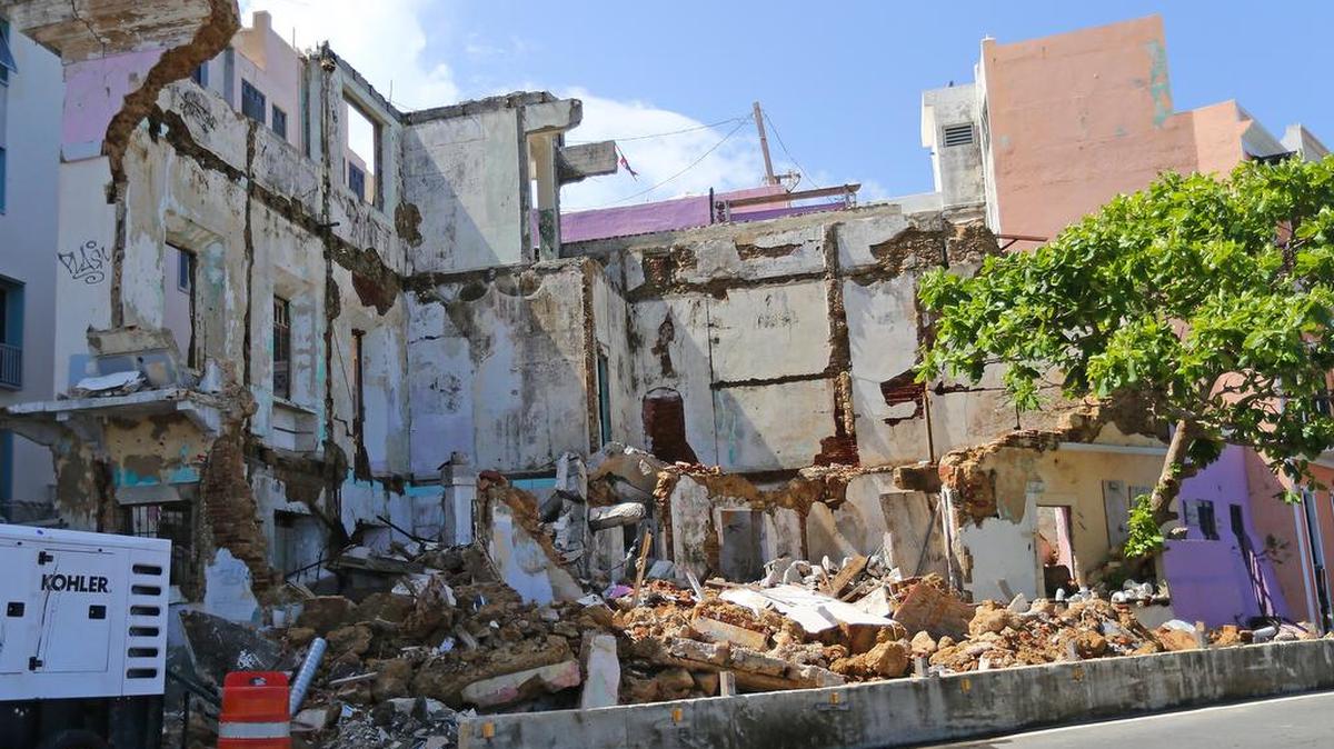 Un edificio colapsado en San Juan, Puerto Rico el 23 de octubre de 2017, tras el paso del huracán María.
