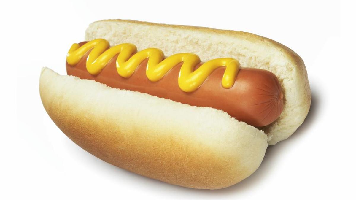 John Morrell and Co. está retirando del mercado aproximadamente 210,606 libras de productos de salchichas hot dogs que podrían estar contaminados con materiales extraños.