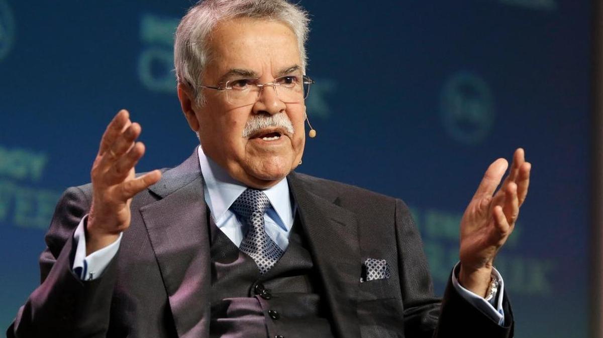 El ministro de Petróleo de Arabia Saudí, Ali Al-Naimi, habla el martes durante la cumbre anual de energía IHS CERAWeek, en Houston. El funcionario dijo que hay que dejar que el mercado tome su rumbo, aún si eso deja sin negocio a algunos participantes.
