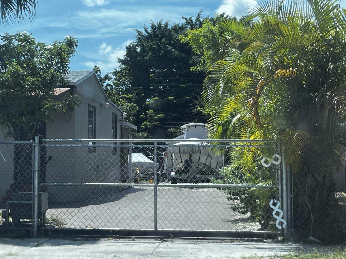 It is common to find homes in Hialeah with multiple boats parked in the yard. This would be prohibited if the ordinance proposed by Mayor Esteban Bovo Jr. is approved.