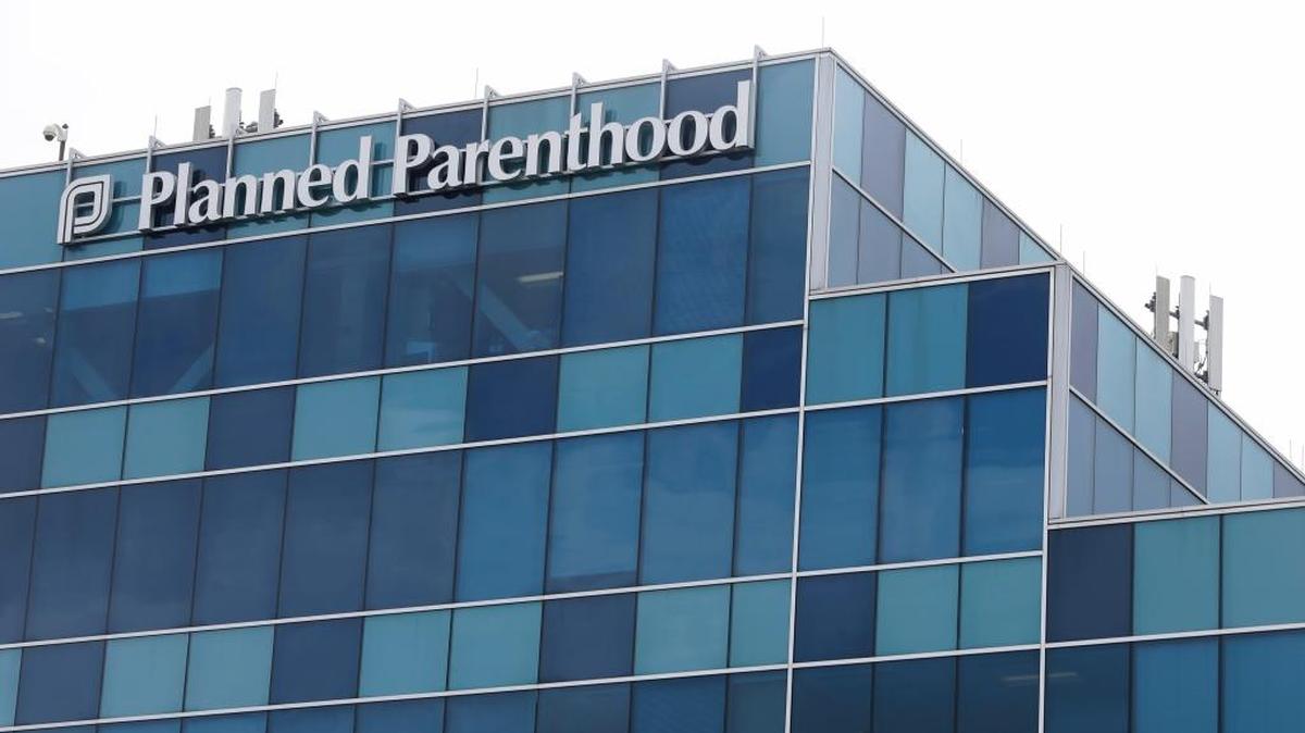 Una clínica Planned Parenthood, en Houston. En Florida una clínica de ese grupo de planificación familiar fue evacuada el lunes al hallarse una sustancia desconocida sospechosa, pero resultó ser tan solo un potente producto de limpieza.
