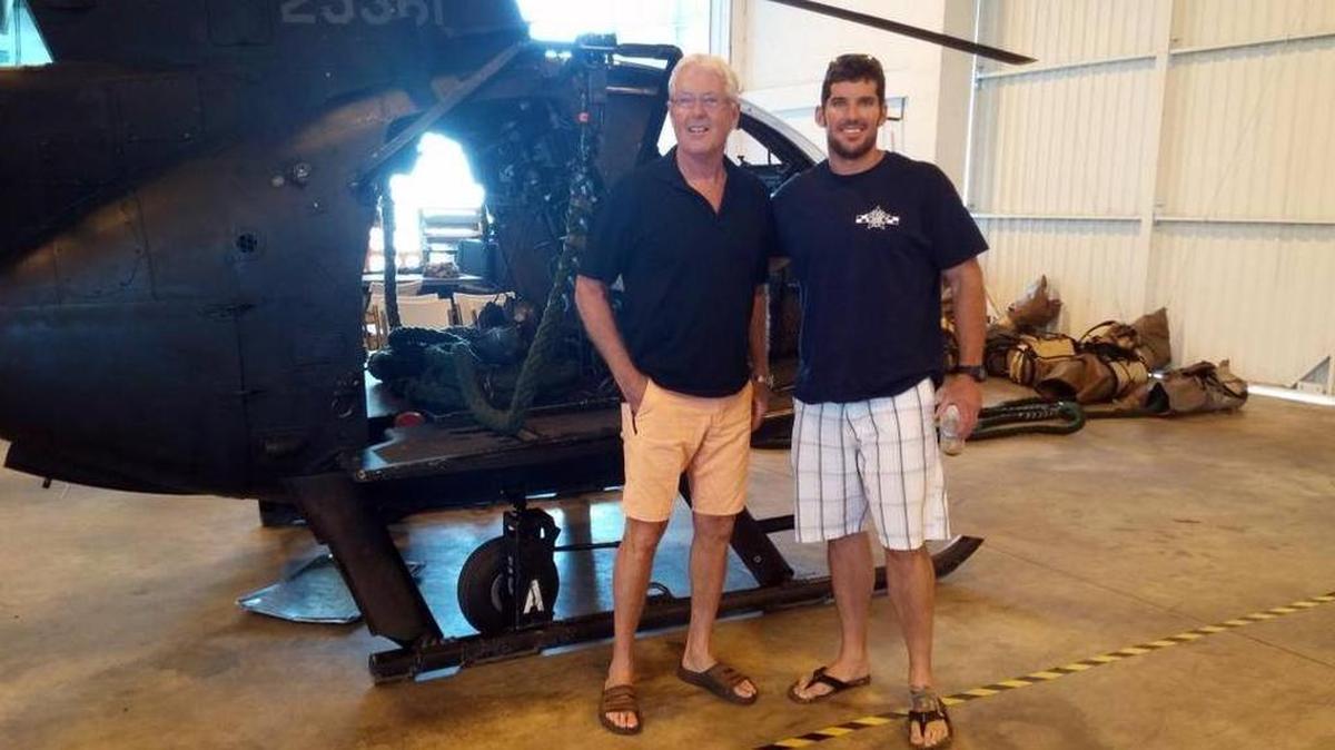 William Owens y su hijo, William “Ryan” Owens. Ryan Owens, un SEAL de la Marina de EEUU, murió el 28 de enero de 2017 en Yemén.