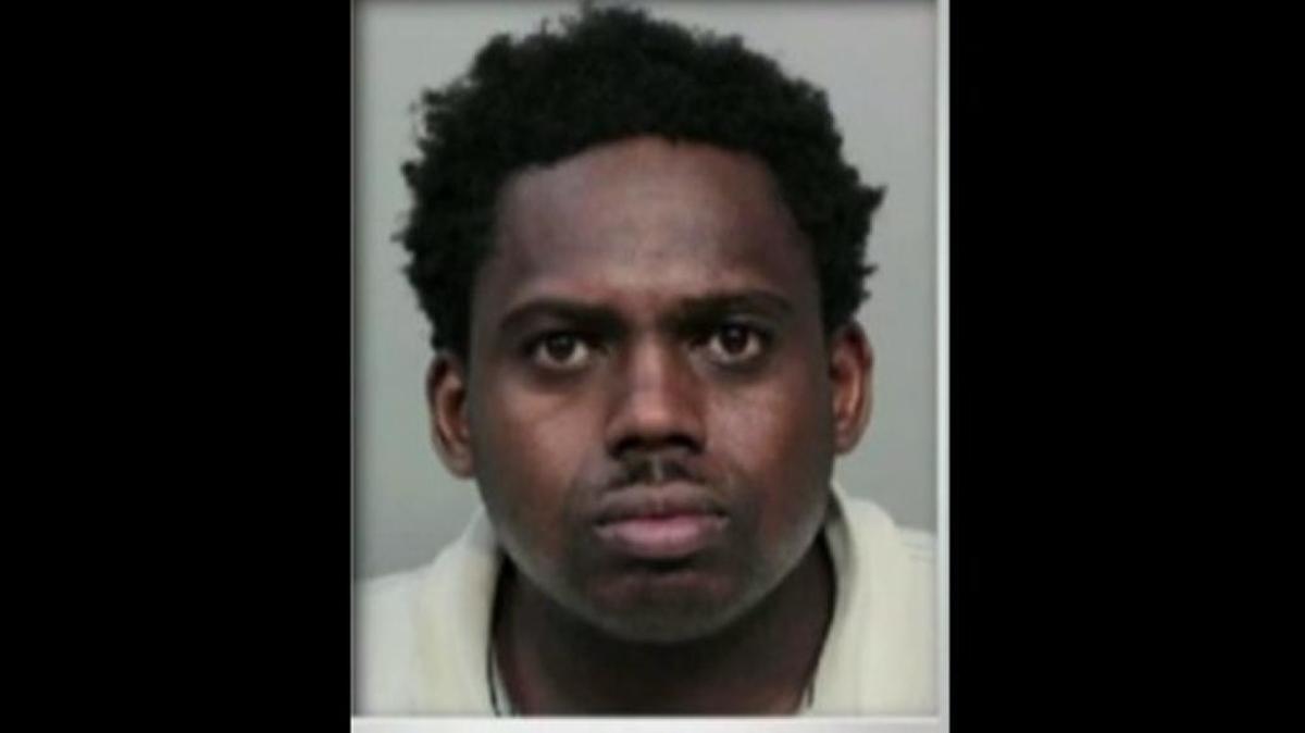 Gerald Wallace fue condenado a un año de cárcel por amenazar a los miembros de una mezquita en Miami de “matarlos a todos”.