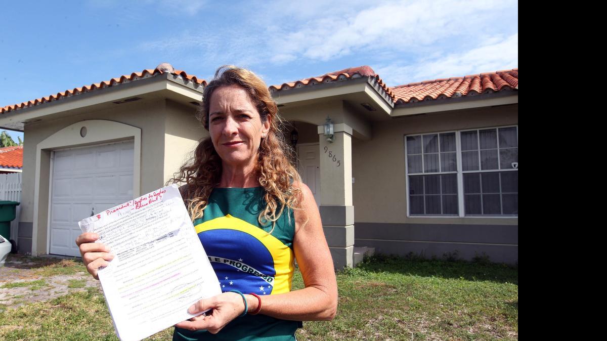 
Luimar Garza ha expresado su abierta oposición a la propuesta municipal en Doral. La casa de Garza se encuentra bajo embargo hipotecario.


