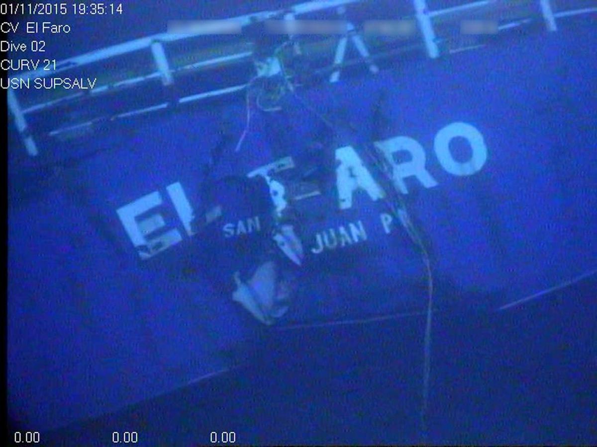 Imagen sin fecha divulgada el martes 26 de abril de 2016 por el National Transportation Safety Board muestra la popa del barco hundido El Faro.