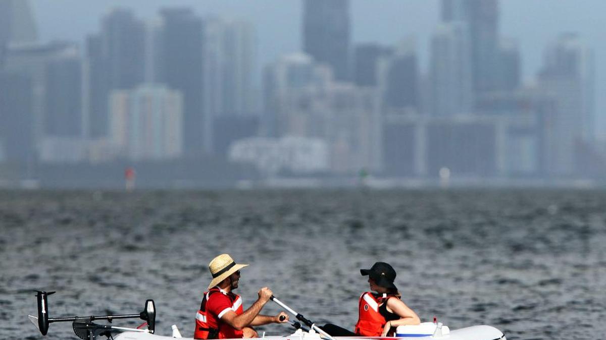 Atrapada entre la urbanización creciente y la demanda sobre sus aguas, la Bahía de Biscayne lucha por sobrevivir.