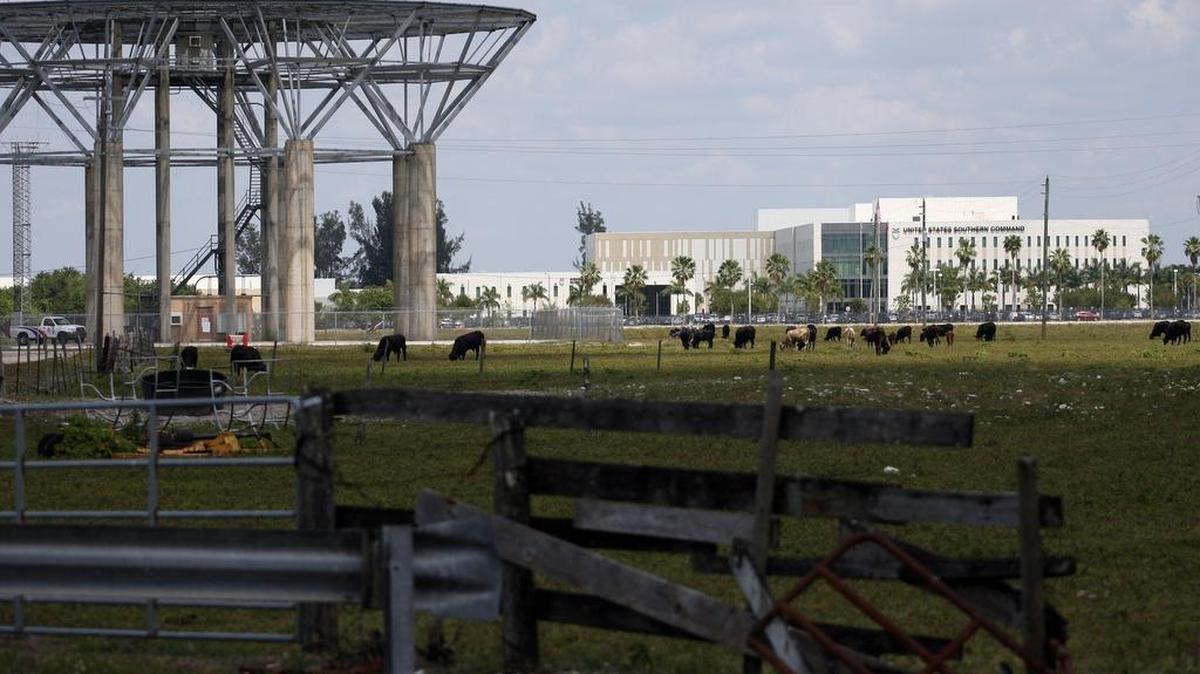La sede del Comando Sur en Doral, en una vista panorámica tomada desde un lote donde los militares proyectan ampliar sus instalaciones en el futuro.