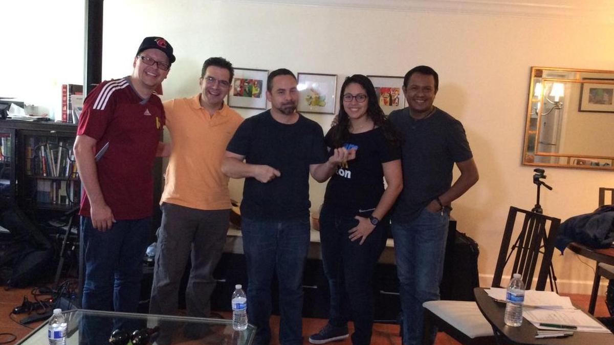 
Los músicos Henry Linares (izq.), Carlos Puchi, Cesar Muñoz, Daniela Padrón y Ernesto Laya serán parte del Guataca Nights el jueves.
