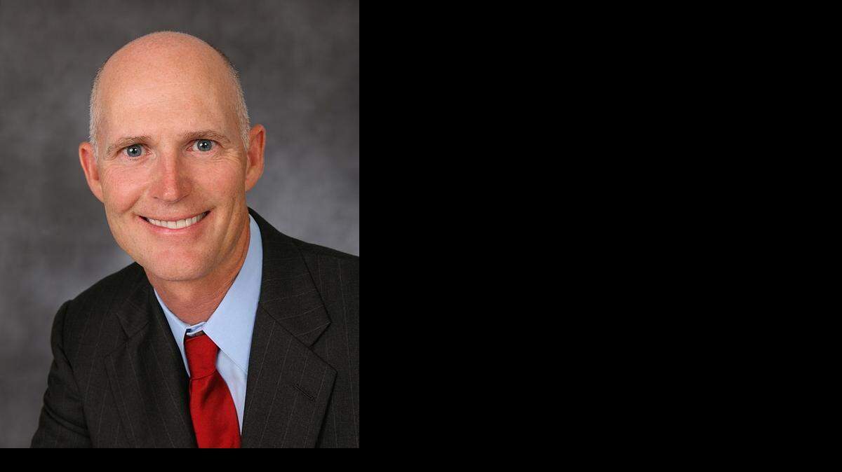 
El gobernador Rick Scott y su gabinete fueron demandados por supuestamente haber violado la ley de no tener reuniones a puerta cerrada.


