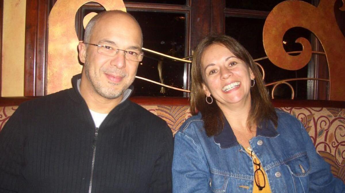 Arthur Cesar de Menezes Soares Filho y su esposa posan para una foto en Miami en el 2007.