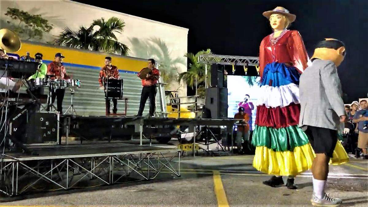 Baile nicaragüense que se realiza durante la celebración de la Inmaculada Concepción, patrona del país centroamericano, entre un enano cabezón, quien representa al hombre español, y la gigantona, símbolo de protesta indígena.