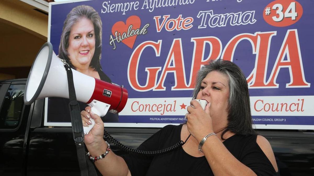 
Tania García, uno de los candidatos al Concejo de Hialeah, en una imagen del 8 de octubre del 2015.
