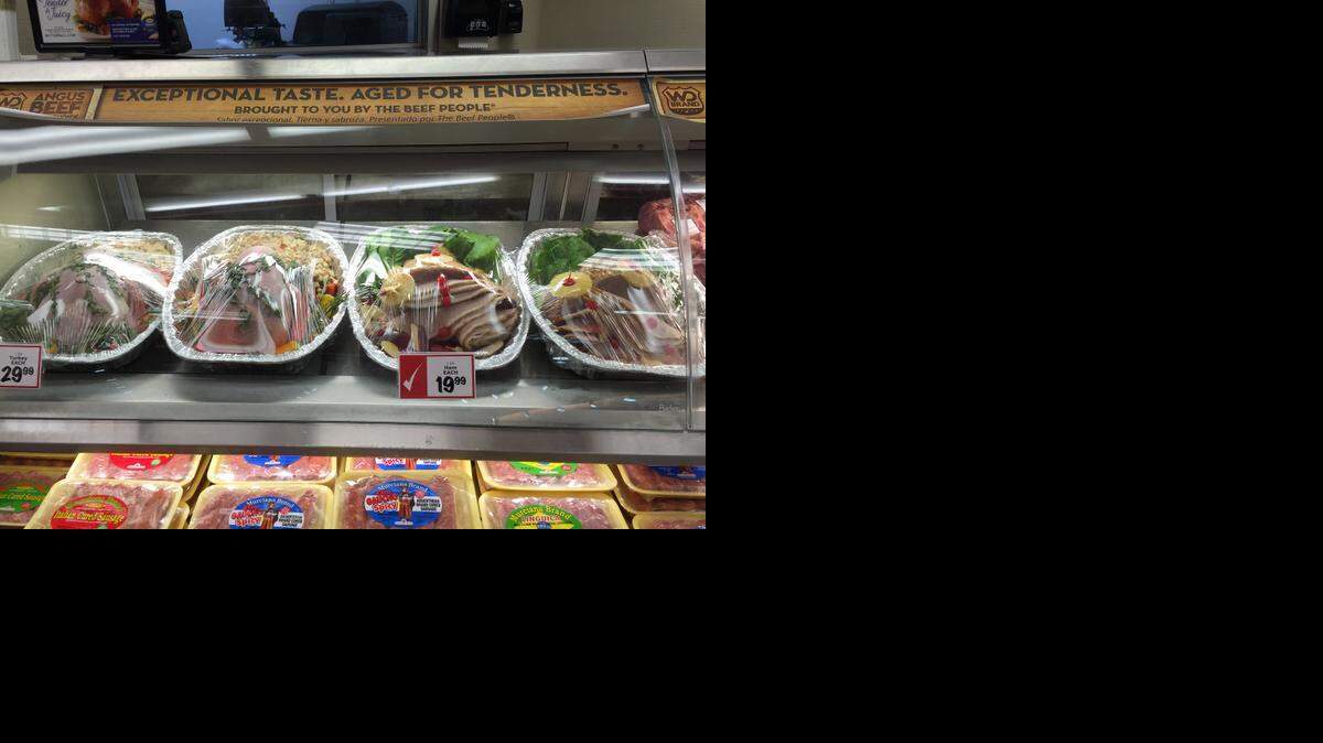 
Las tiendas Winn-Dixie, que por lo general abren de 7 a.m. a la medianoche, estarán de servicio el día feriado durante parte del día, y tendrán tanto alimentos ya listos hasta para ocho personas como alimentos para cocinar en la casa.


