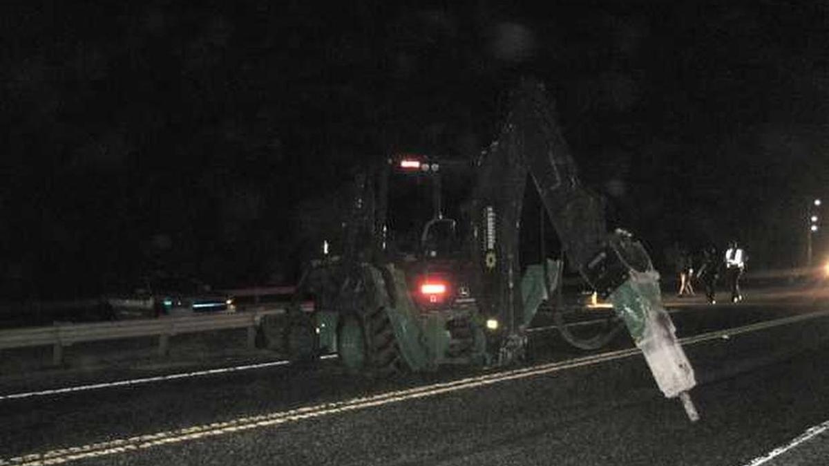 Becky Herrin, de 59 años, dañó el puente Seven Mile por manejar una retroexcavadora imprudentemente durante unos 90 minutos en la madrugada del martes.