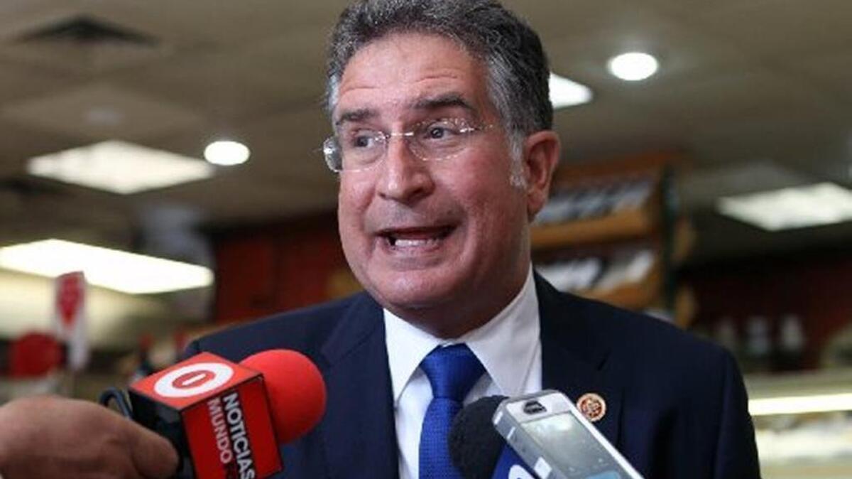 Joe García.