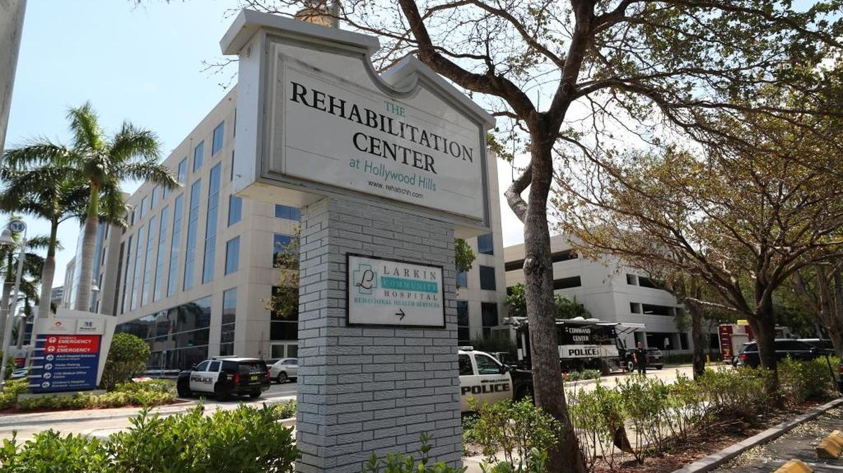 Centro de Rehabilitación de Hollywood Hills, en Florida, donde hasta ahora han muerto 14 personas a consecuencia de la pérdida de la corriente electrica y la falta de aire acondicionado después del paso del huracán Irma.