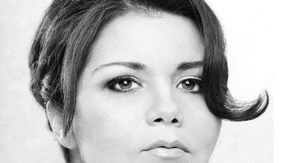 
El premio a la Mejor Cantante de Opera se le otorgará a la soprano cubanoamericana Eglise Gutiérrez, que ha actuado en los escenarios más importantes del mundo.
