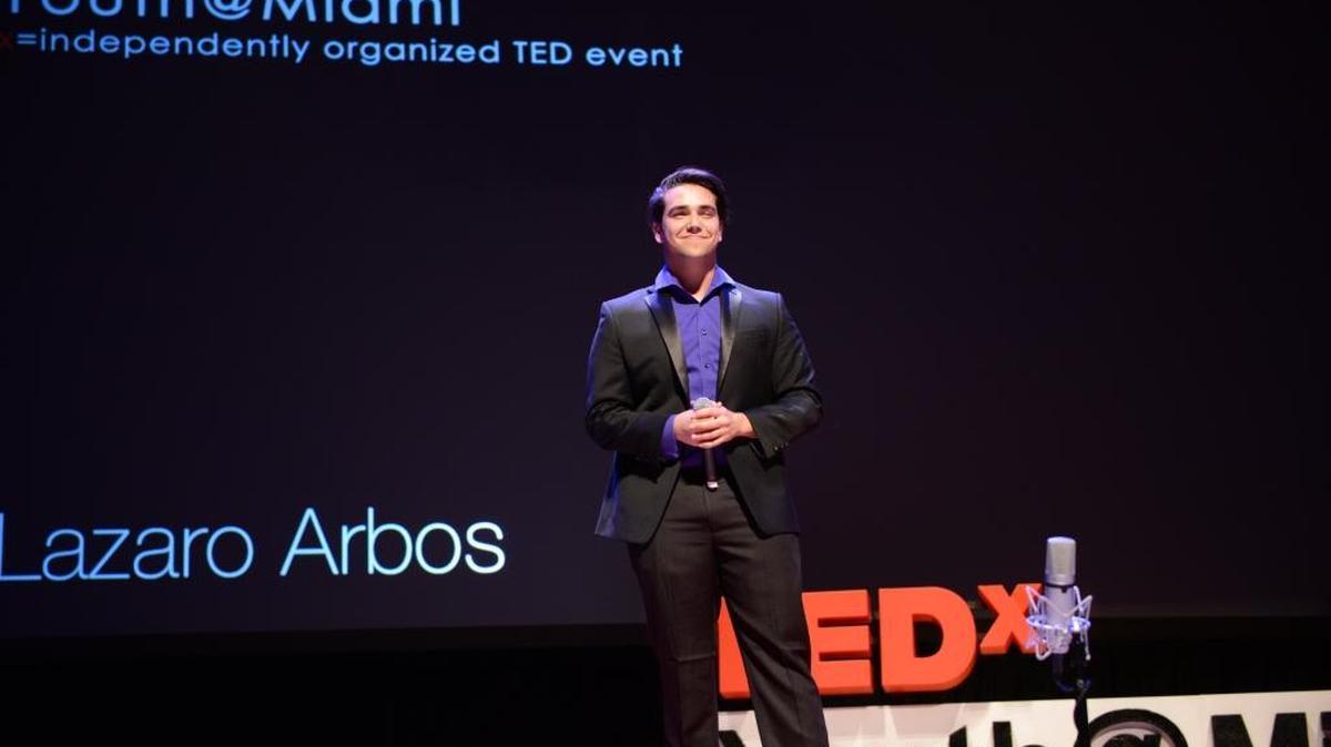 Lázaro Arbos participó en la quinta edición de TEDxYOUTH@MIAMI, en el Adrienne Arsht Center.