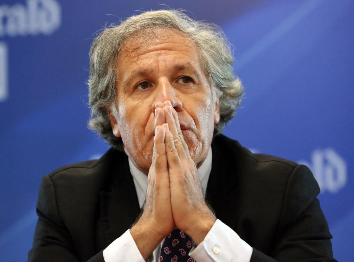 Luis Almagro, secretario general de la Organización de Estados Americanos (OEA), conversa con las juntas editoriales de el Nuevo Herald y el Miami Herald, el miércoles 19 de abril de 2017, en Miami.