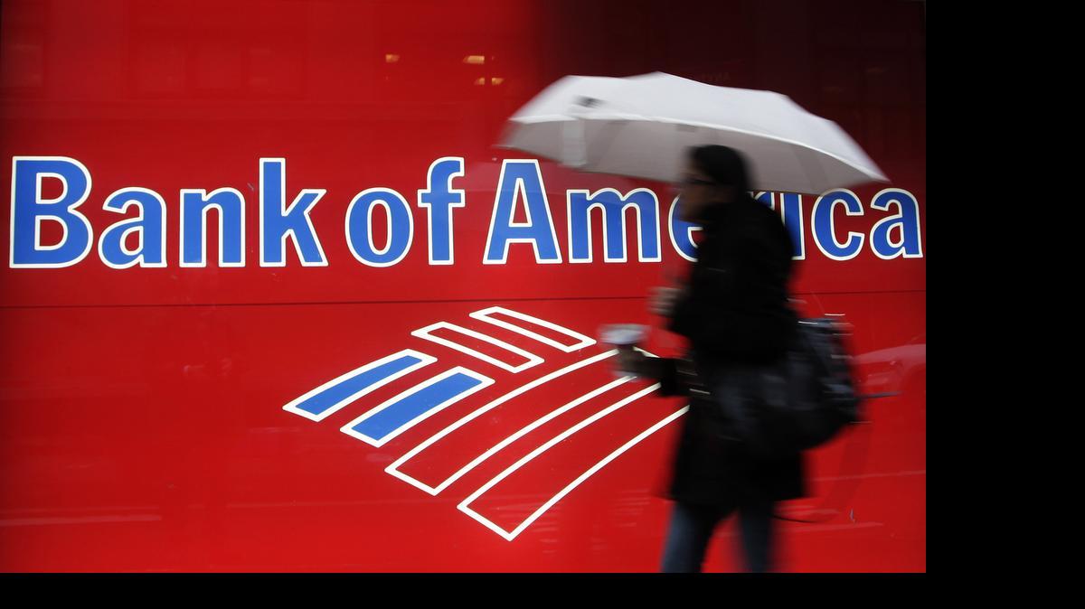 
Dos hermanos arrestados en el sur de la Florida recientemente tenian un presunto cómplice en una sucursal del Bank of America en Broward para facilitar el cobre de cheques falsificados. 
