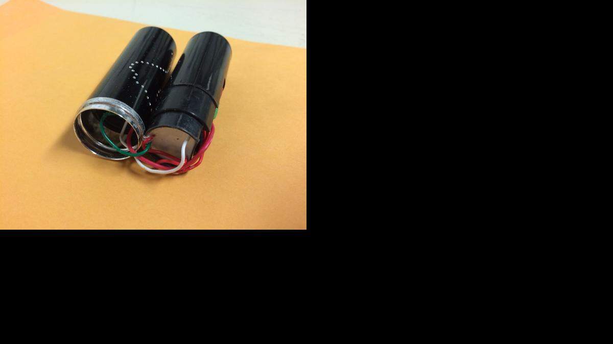
Esta es la pistola Taser que una mujer usó contra su sobrino de 3 años, según la Policía de St. Petersburg.
