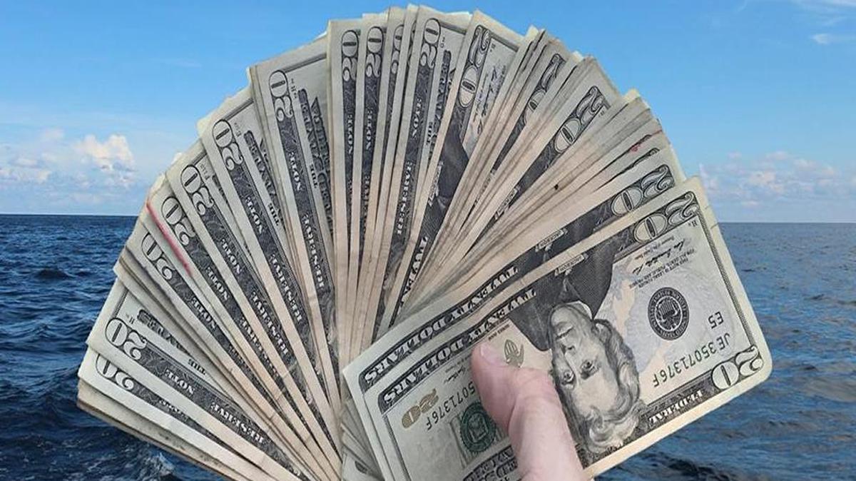 La organización Florida Treasure Hunts esconderá este domingo 1,000 en efectivo en el Haulover Park de Miami Beach. Si quiere asistir la cita es a las 11:30 a.m.
