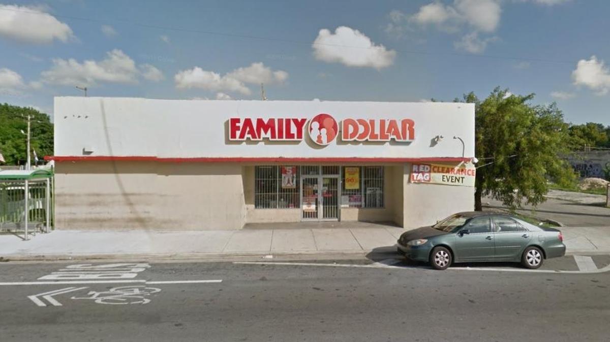 El robo ocurrió el 17 de abril del 2017 en esta tienda Familly Dollar, ubicada en 1085 NW 36th Street.