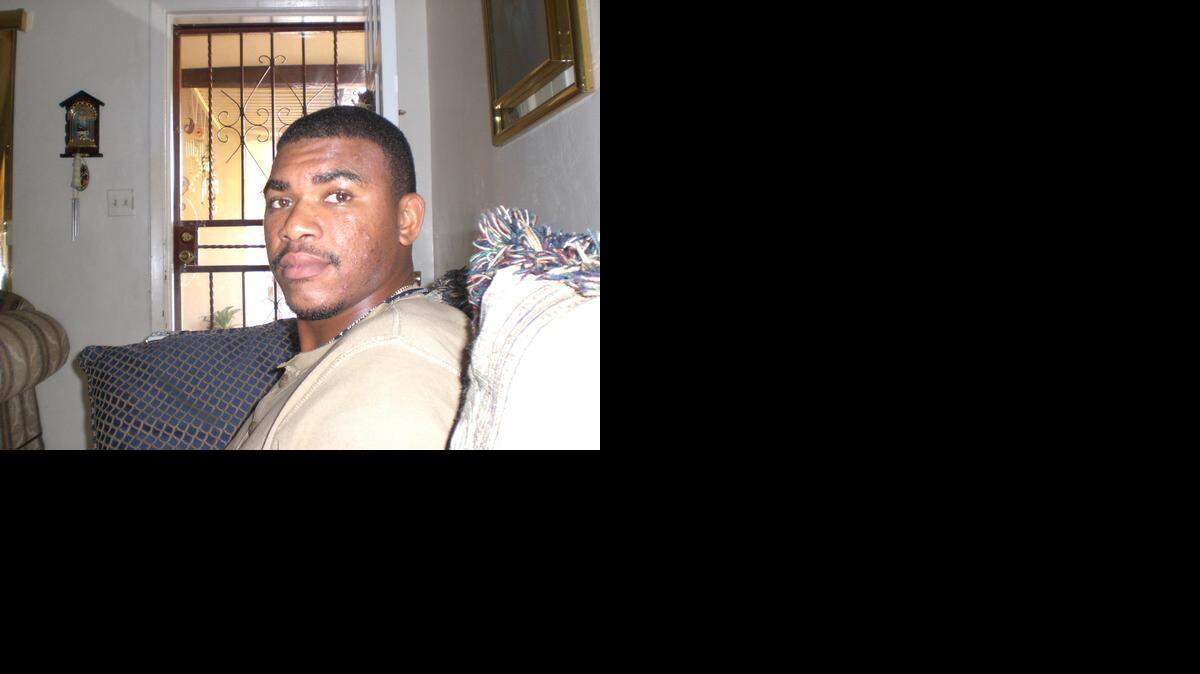 
El ex pelotero cubano Serguey Linares, en una foto sin fechar de su cuenta de MySpace. 
