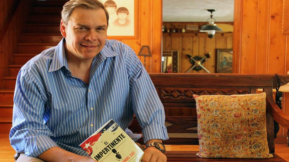 
El escritor y periodista Juan Manuel Cao presenta su libro más reciente, ‘El impertinente’, el viernes 24 en Miami Hispanic Cultural Arts Center.
