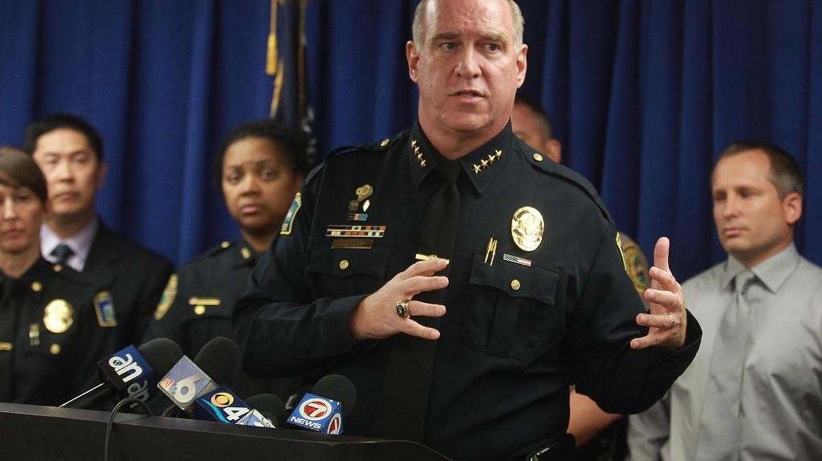 
Luego de un año como jefe interino, Edward Hudak, Jr., ha sido ratificado en su cargo de jefe de la Policía de Coral Gables.


