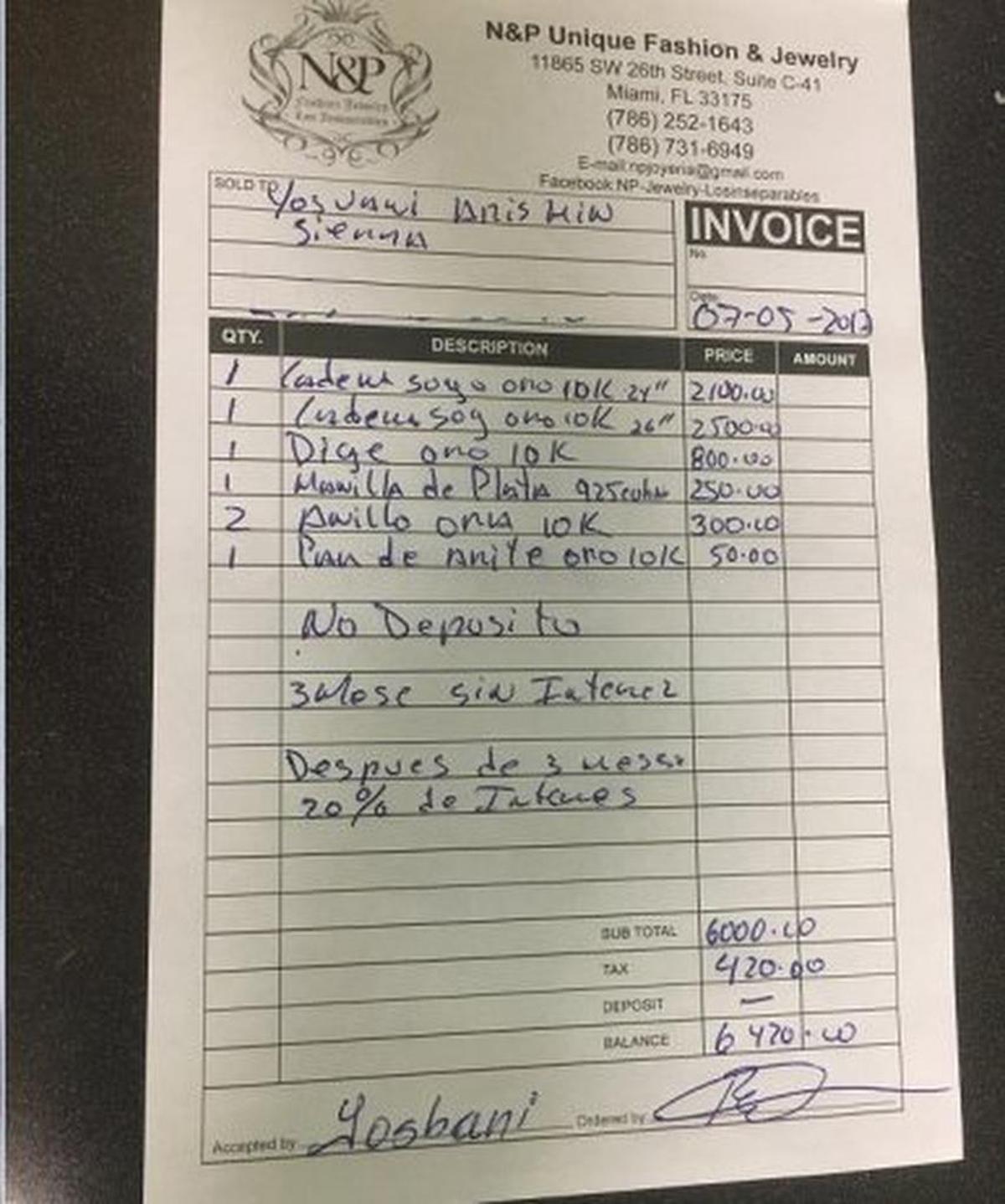 Recibo de las joyas dadas al cantante cubano Yosvanis Sierra.
