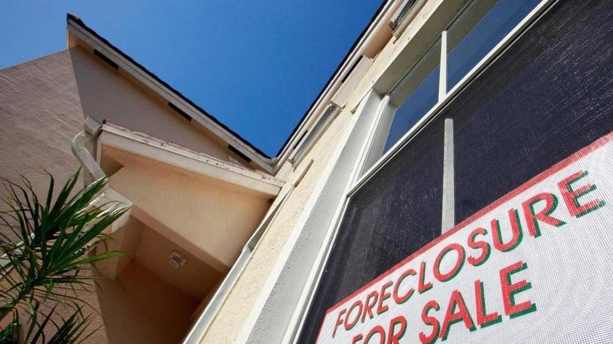 El Tribunal Supremo de EEUU, por una decisión de 5 a 3, dijo que Miami tiene fundamento para demandar por daños y perjuicios a los bancos que sus funcionarios electos culparon por una ola de ejecuciones inmobiliarias.